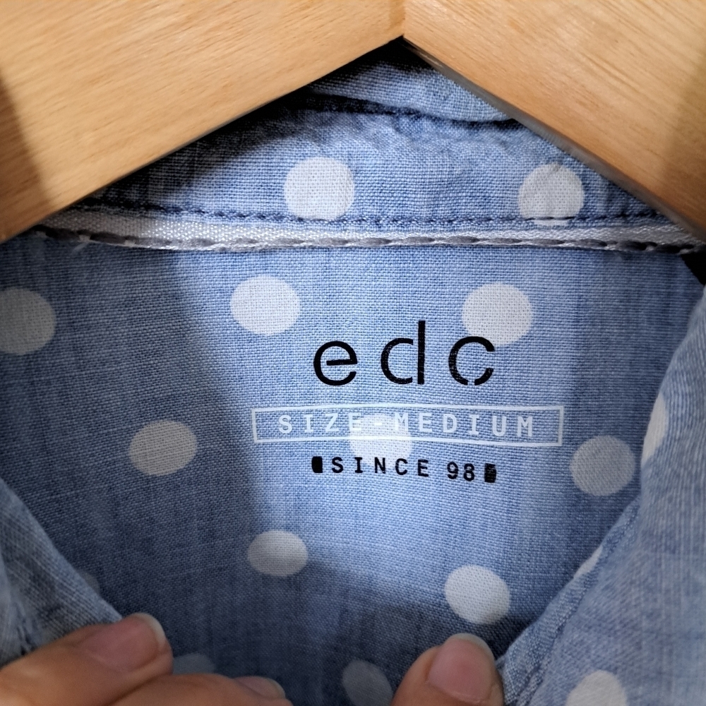 edc | Light blue & white polka dot denim texture casual button up - Picture 7 of 11